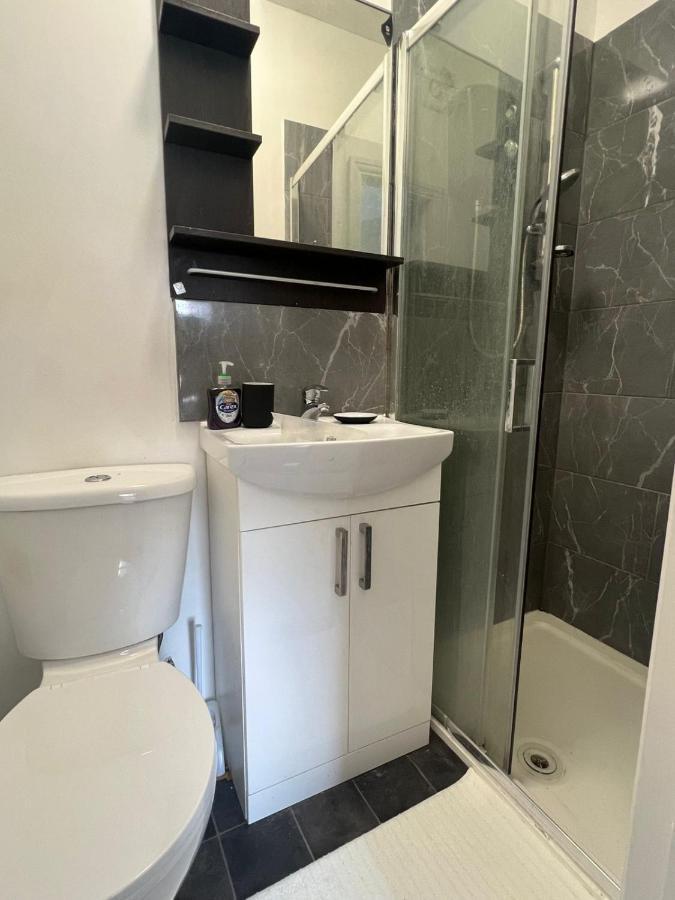 فندق 93 West Road لندن المظهر الخارجي الصورة